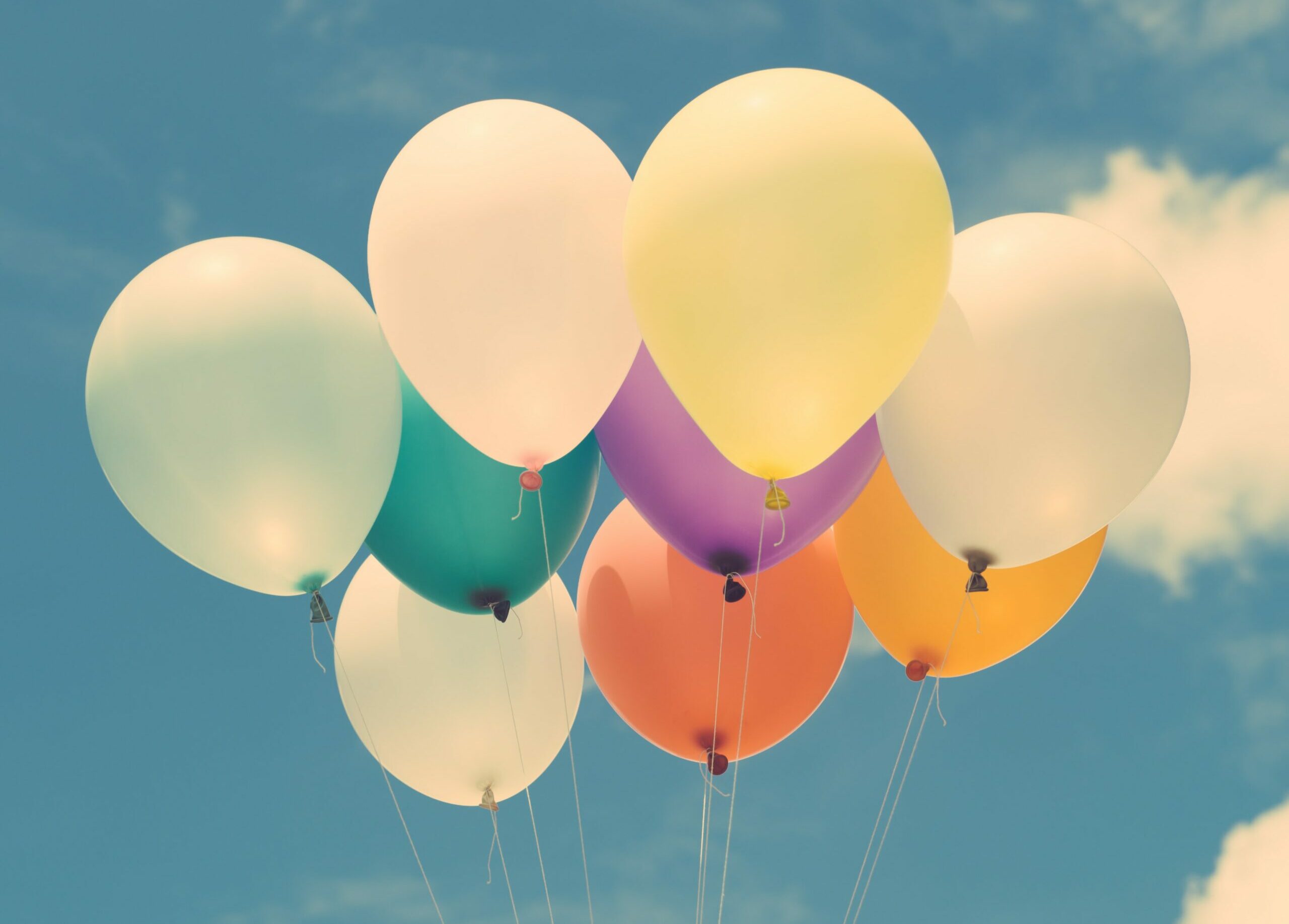 Balony lateksowe z nadrukiem – co warto o nich wiedzieć?